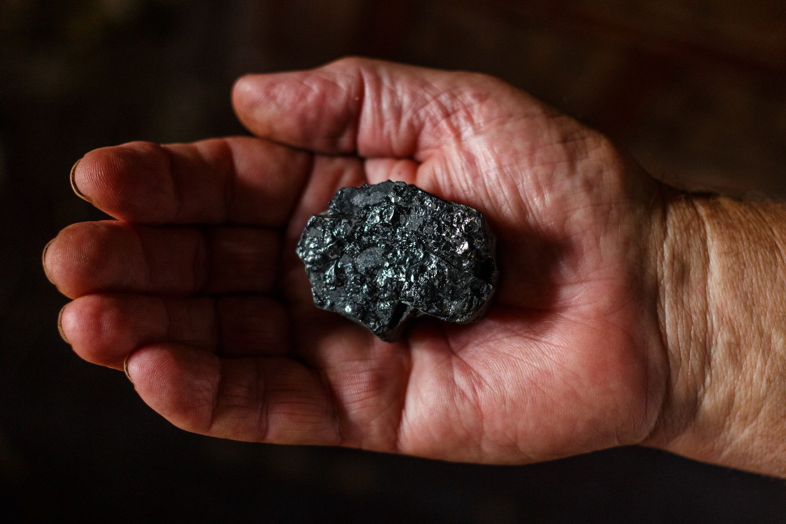 Raw coal, as it arrives from source